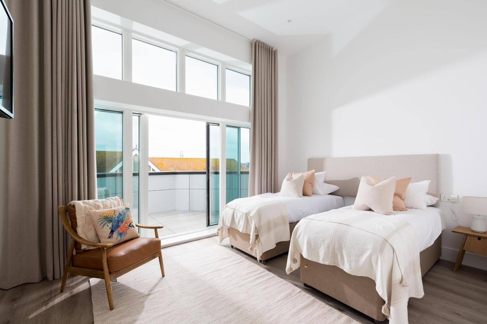 26 Cliff Edge Penthouse In Newquay Holiday home